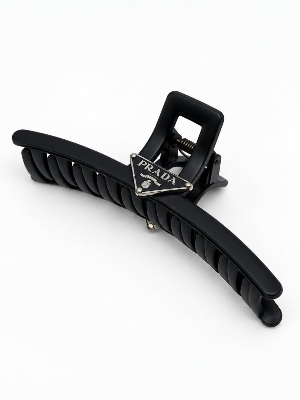 Logo P Black Triangle Logo Claw Hair Clip 0841